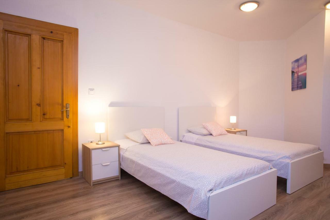 Apartman Girasol Pula Leilighet Eksteriør bilde